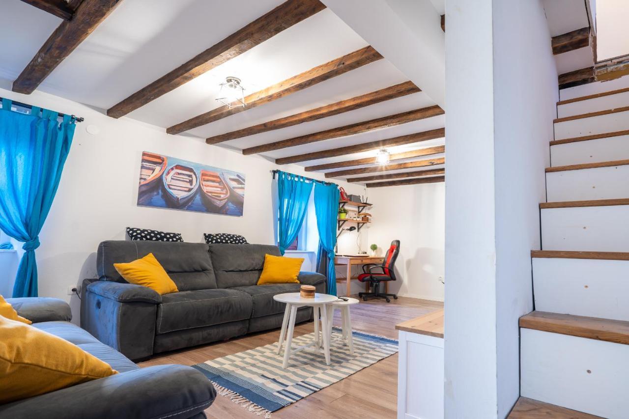 Stara Baška Holiday House Nova מראה חיצוני תמונה