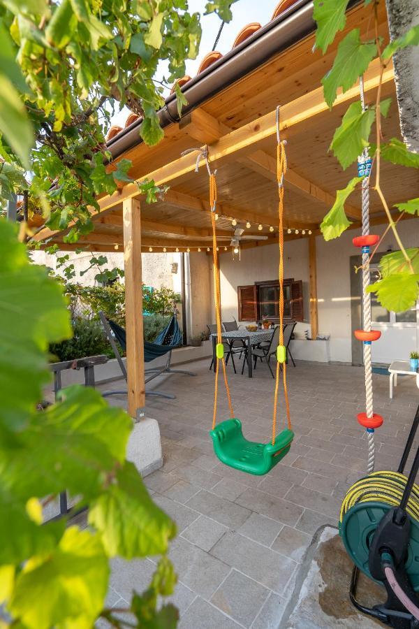 Stara Baška Holiday House Nova מראה חיצוני תמונה